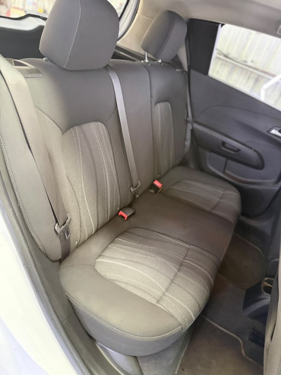 2014 Chevrolet Sonic Image 16