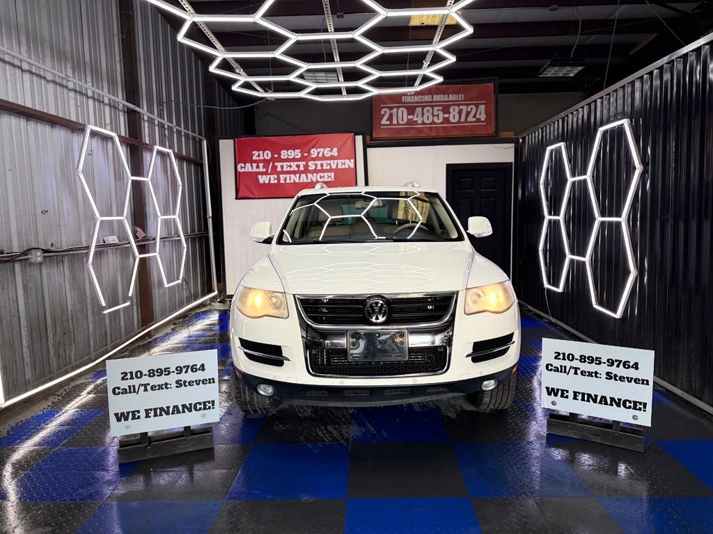 2008 Volkswagen Touareg Image 3