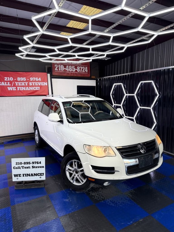 2008 Volkswagen Touareg Image 4