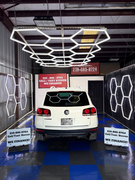 2008 Volkswagen Touareg Image 8
