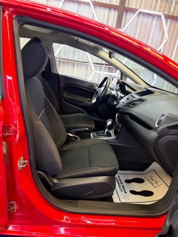 2014 Ford Fiesta Image 13
