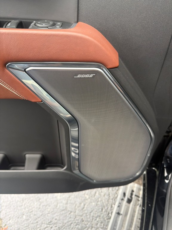 2024 GMC Sierra Image 8