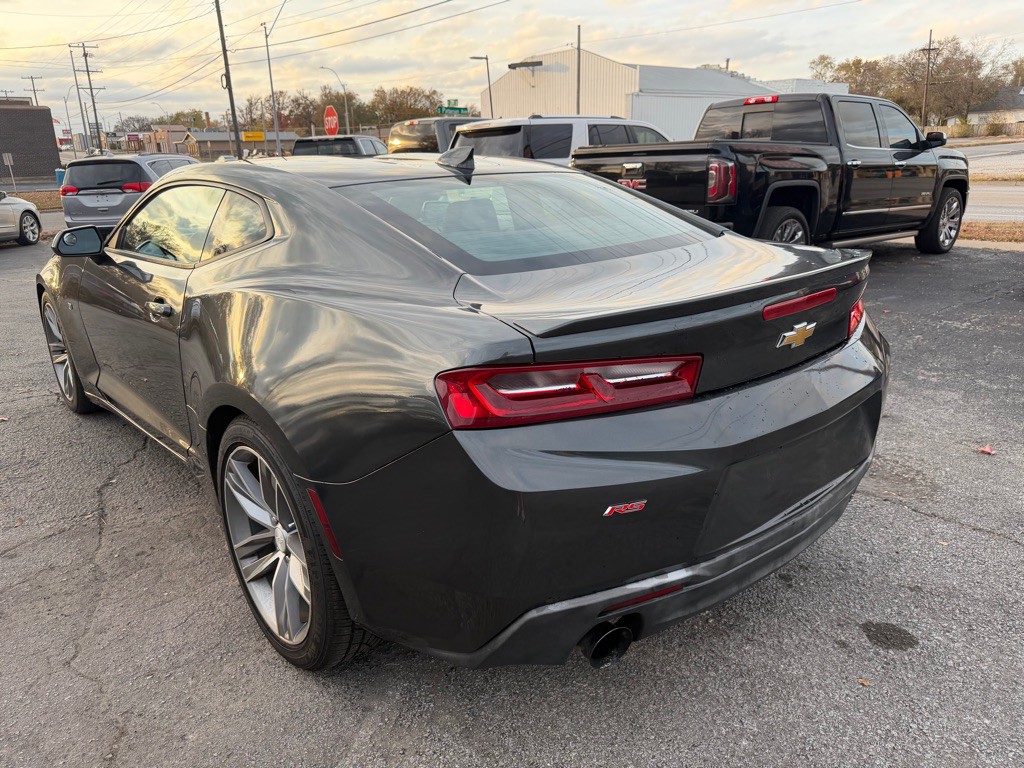 2016 Chevrolet Camaro Image 6