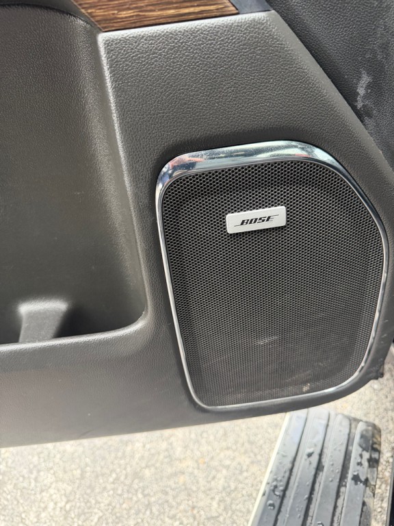 2017 GMC Sierra Image 9