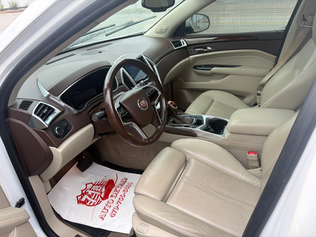 2015 Cadillac SRX Image 2