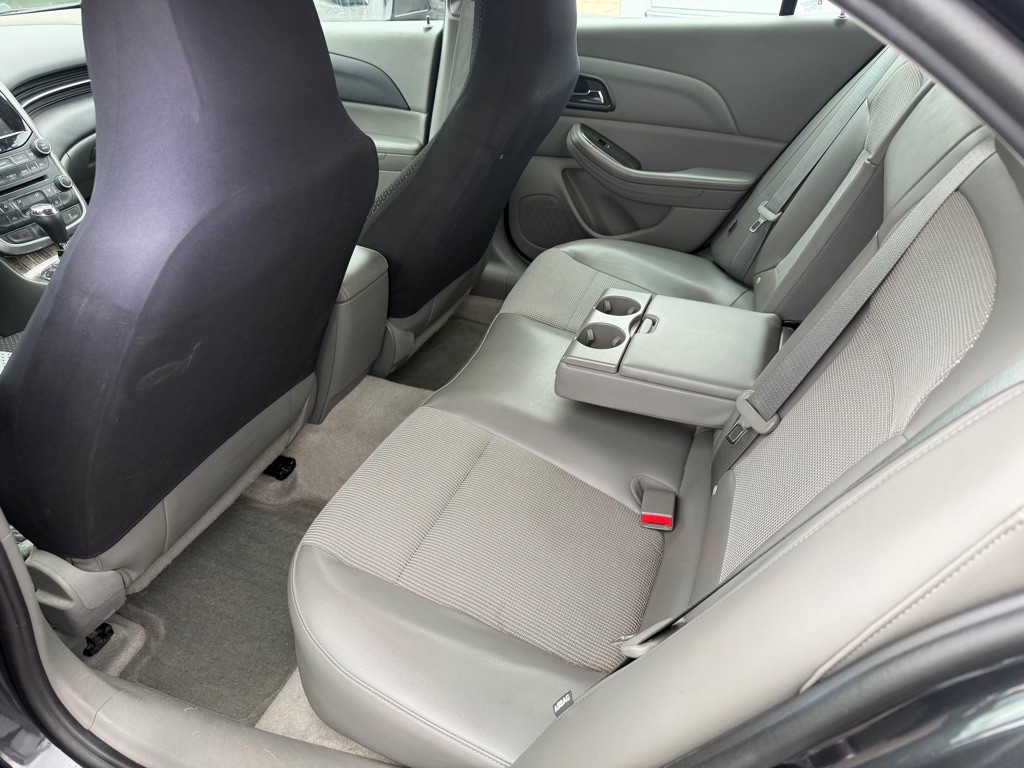 2014 Chevrolet Malibu Image 5