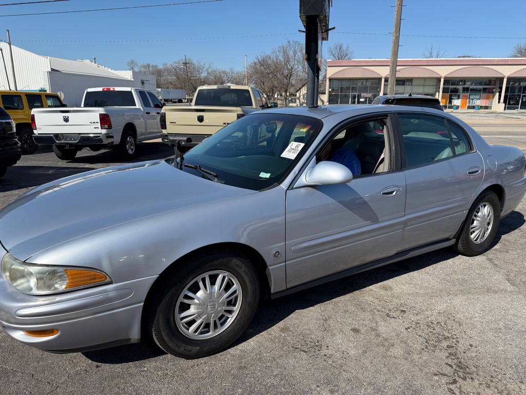 2005 Buick LeSabre Image 2