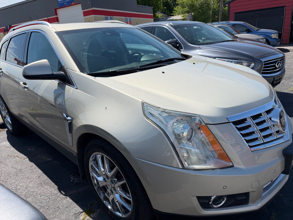 2015 Cadillac SRX Image 2