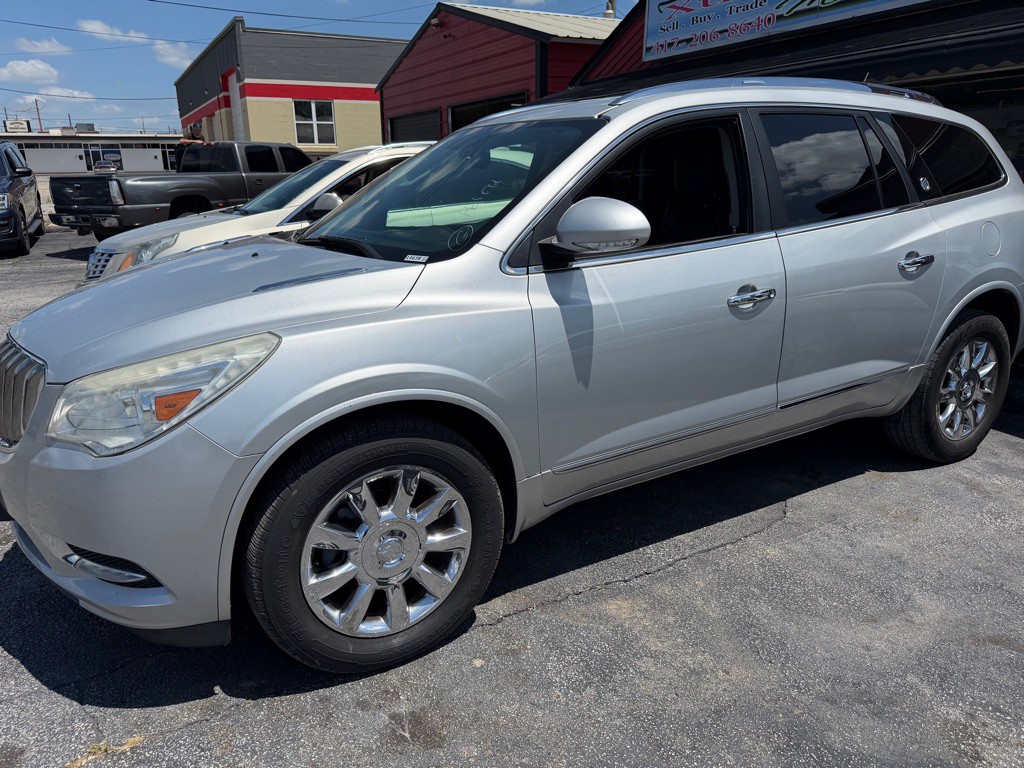 2013 Buick Enclave Image 1