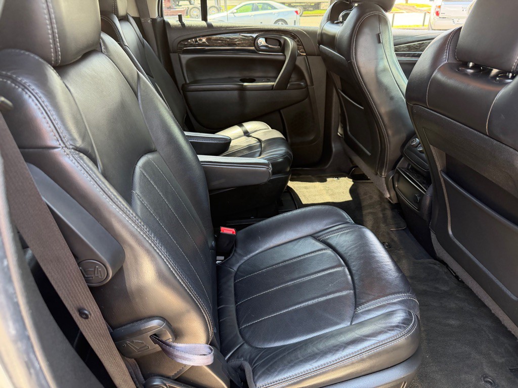 2013 Buick Enclave Image 6