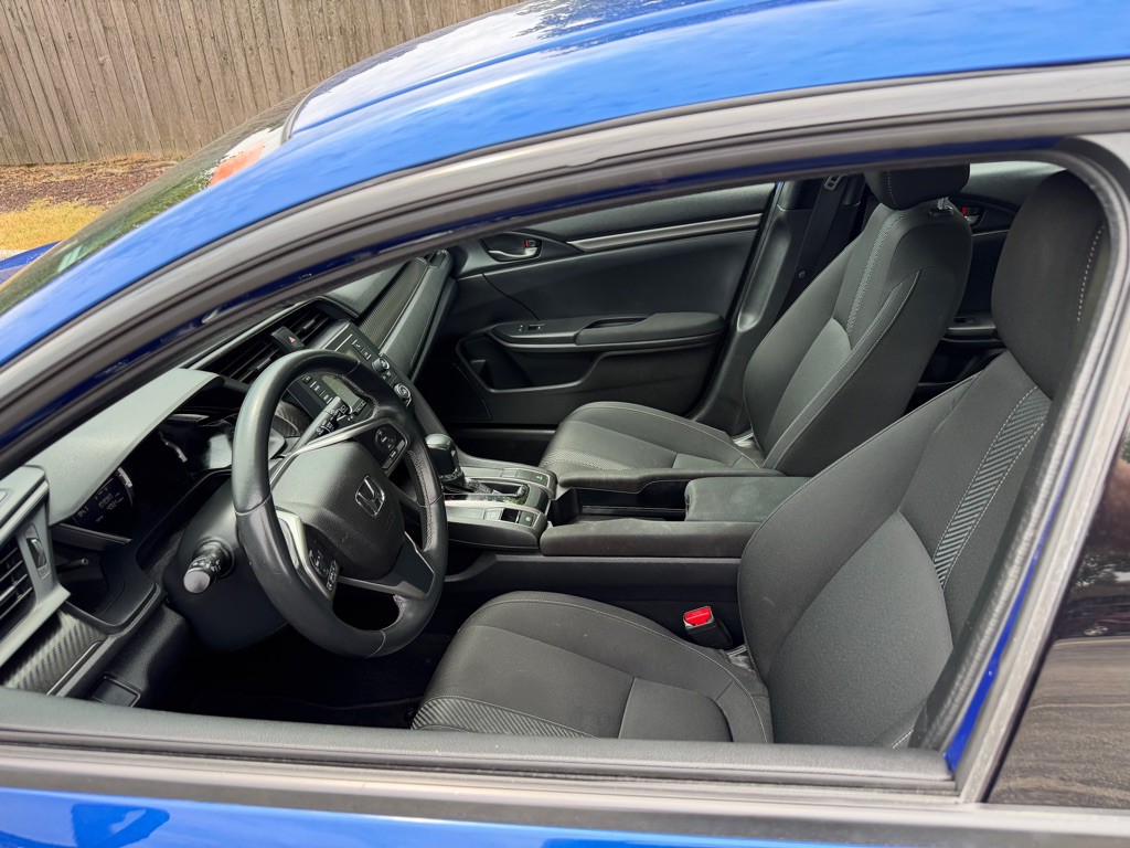 2018 Honda Civic Image 6