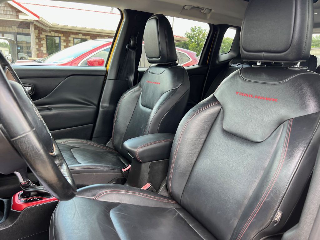 2016 Jeep Renegade Image 6