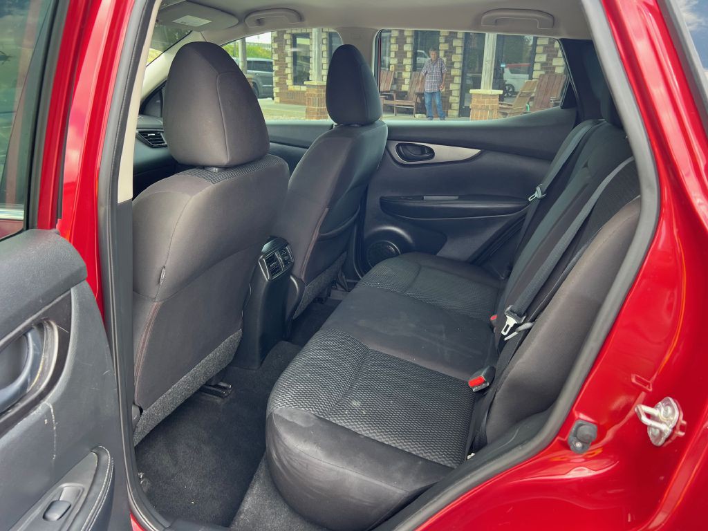 2019 Nissan Rogue Image 4