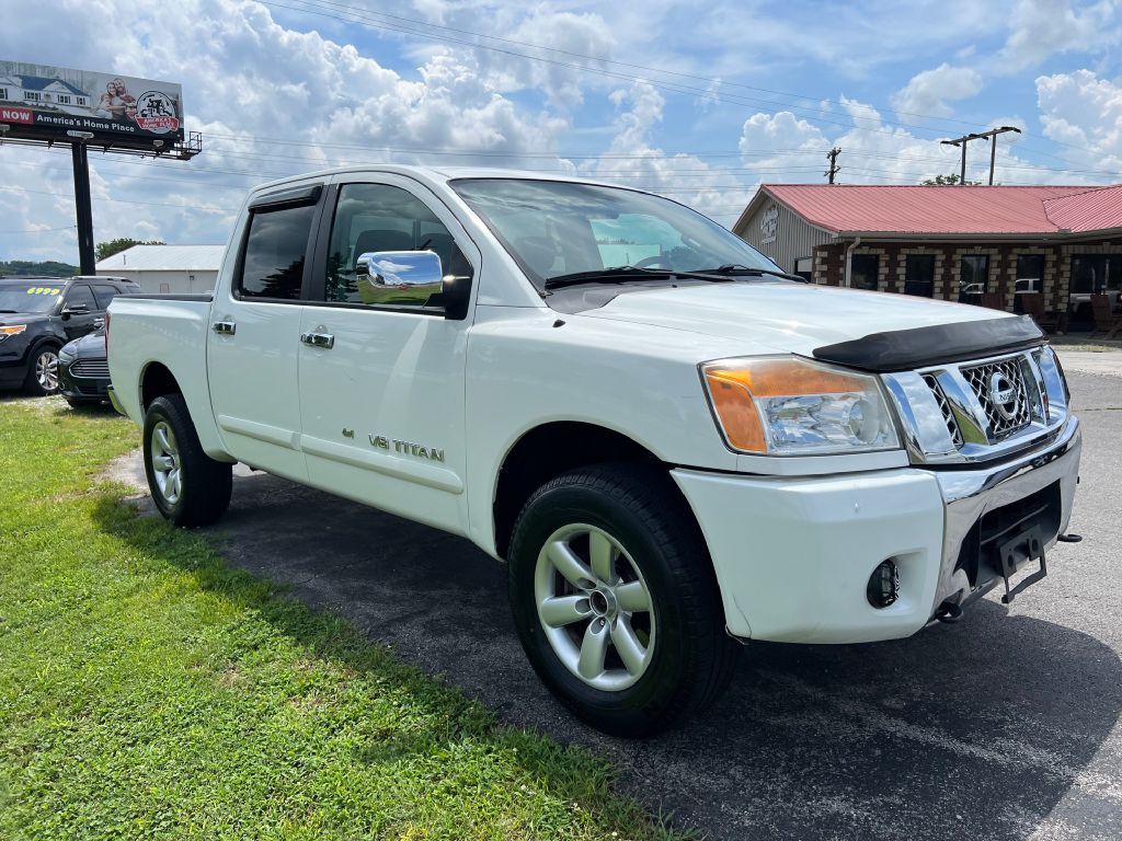 2012 Nissan Titan Image 1