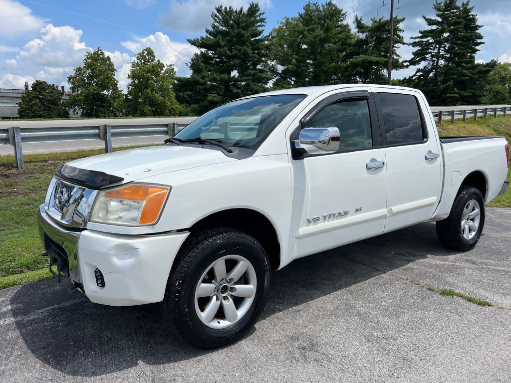2012 Nissan Titan Image 2