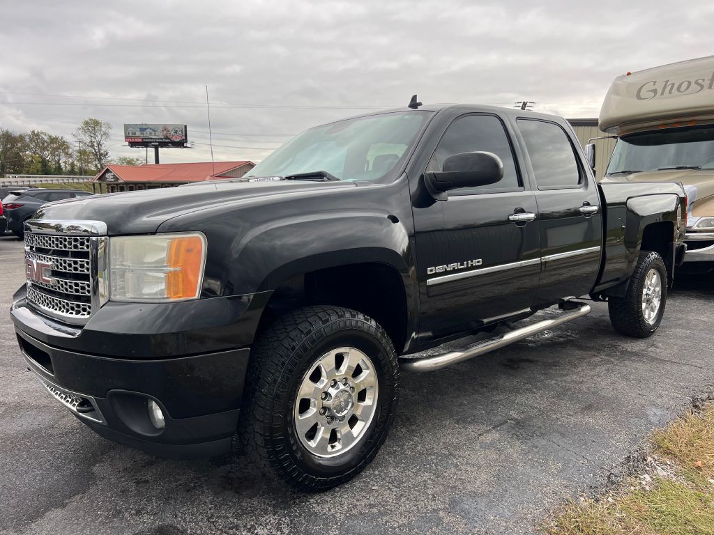 2013 GMC Sierra Image 1