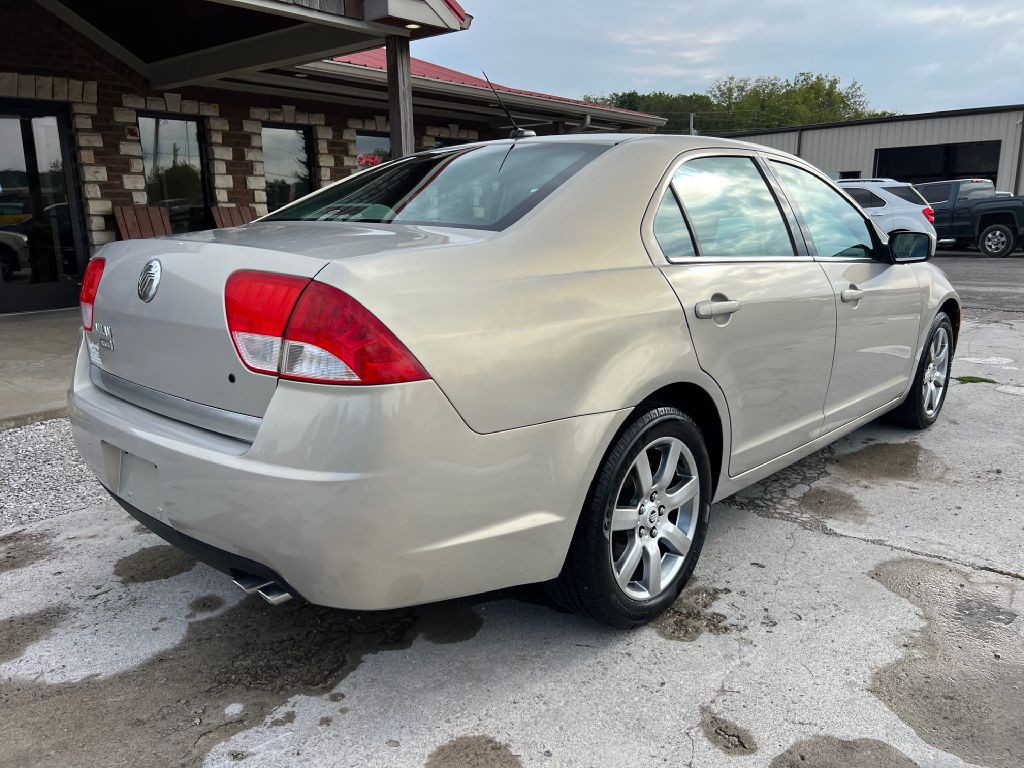 2010 Mercury Milan Image 2