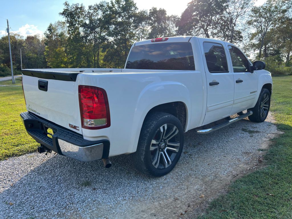 2008 GMC Sierra Image 3
