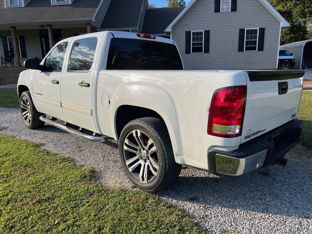 2008 GMC Sierra Image 4
