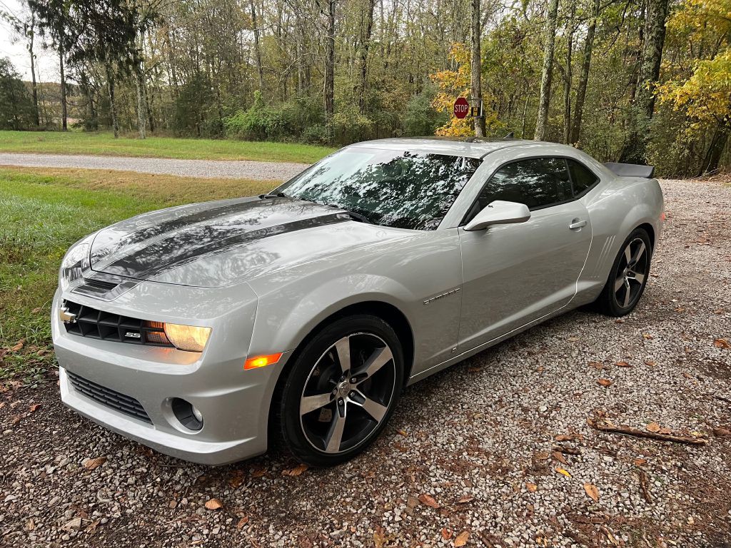 2010 Chevrolet Camaro Image 2