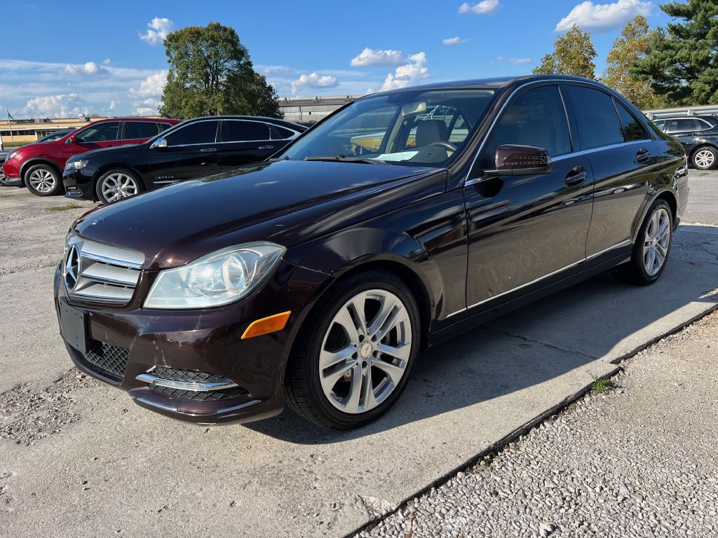 2012 Mercedes-Benz C-Class Image 2