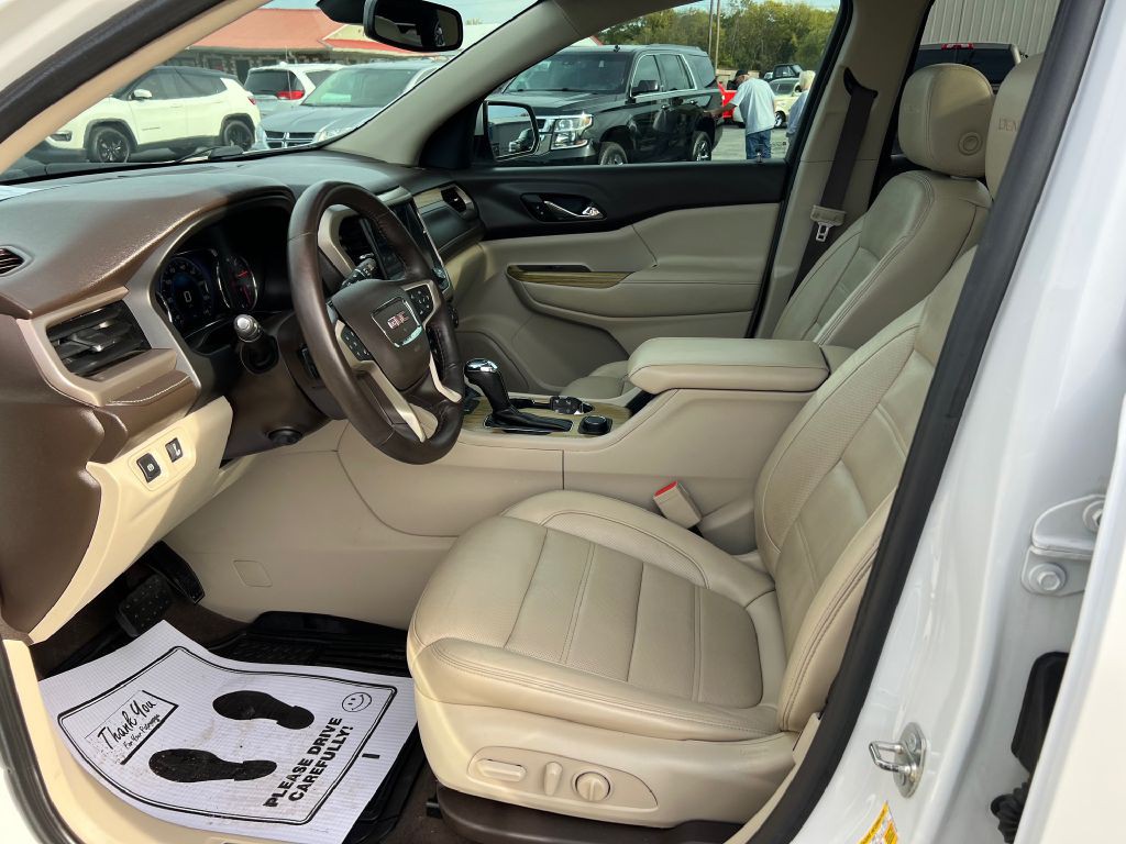 2018 GMC Acadia Image 5