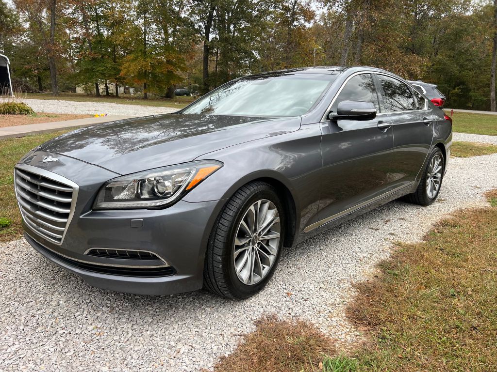 2015 Hyundai Genesis Image 2