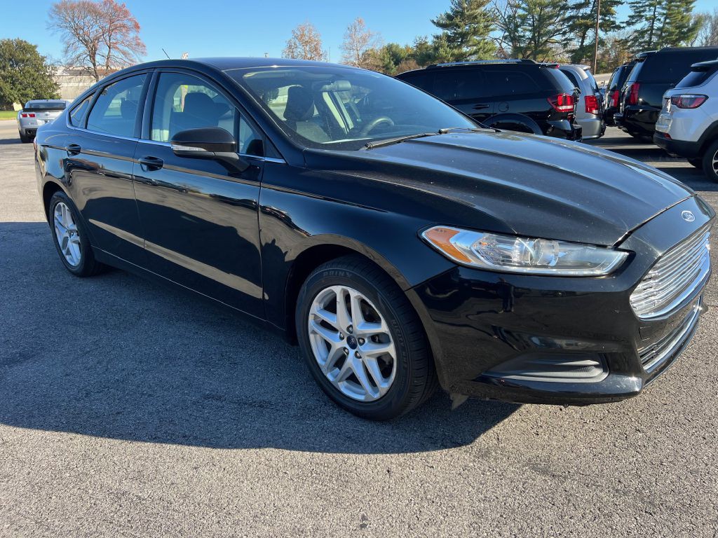 2016 Ford Fusion Image 2