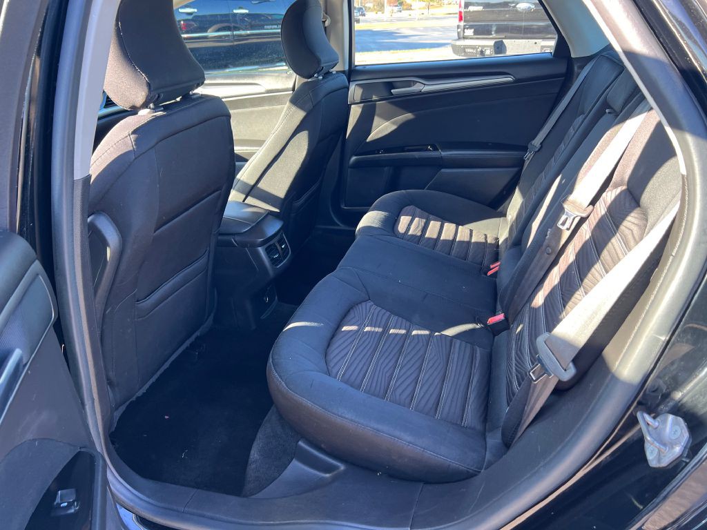 2016 Ford Fusion Image 6