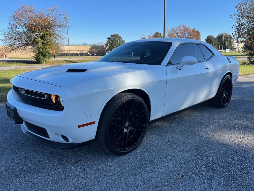 2018 Dodge Challenger Image 1