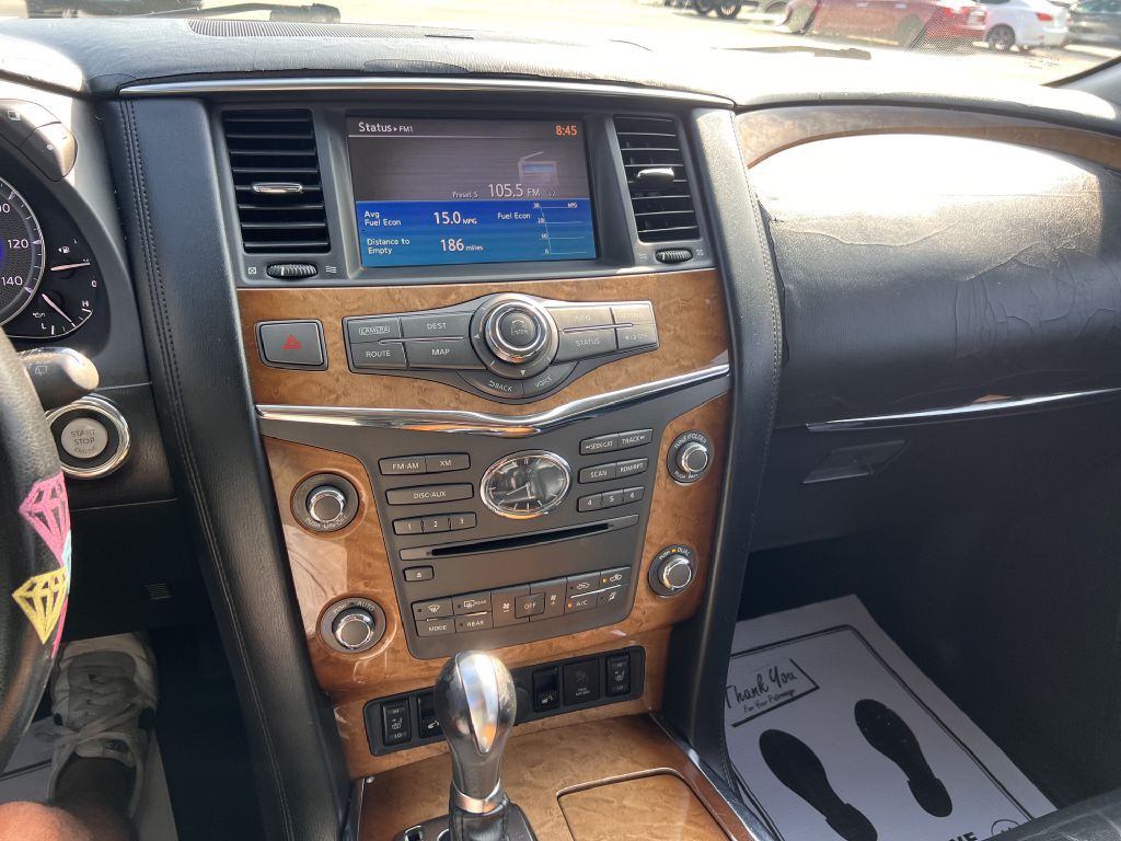 2012 INFINITI QX56 Image 10