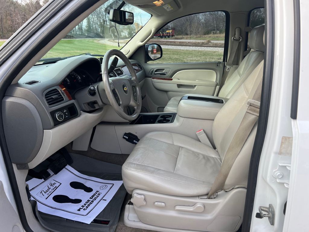 2014 Chevrolet Tahoe Image 5