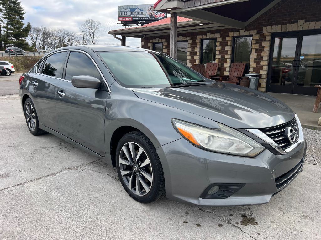 2017 Nissan Altima Image 2