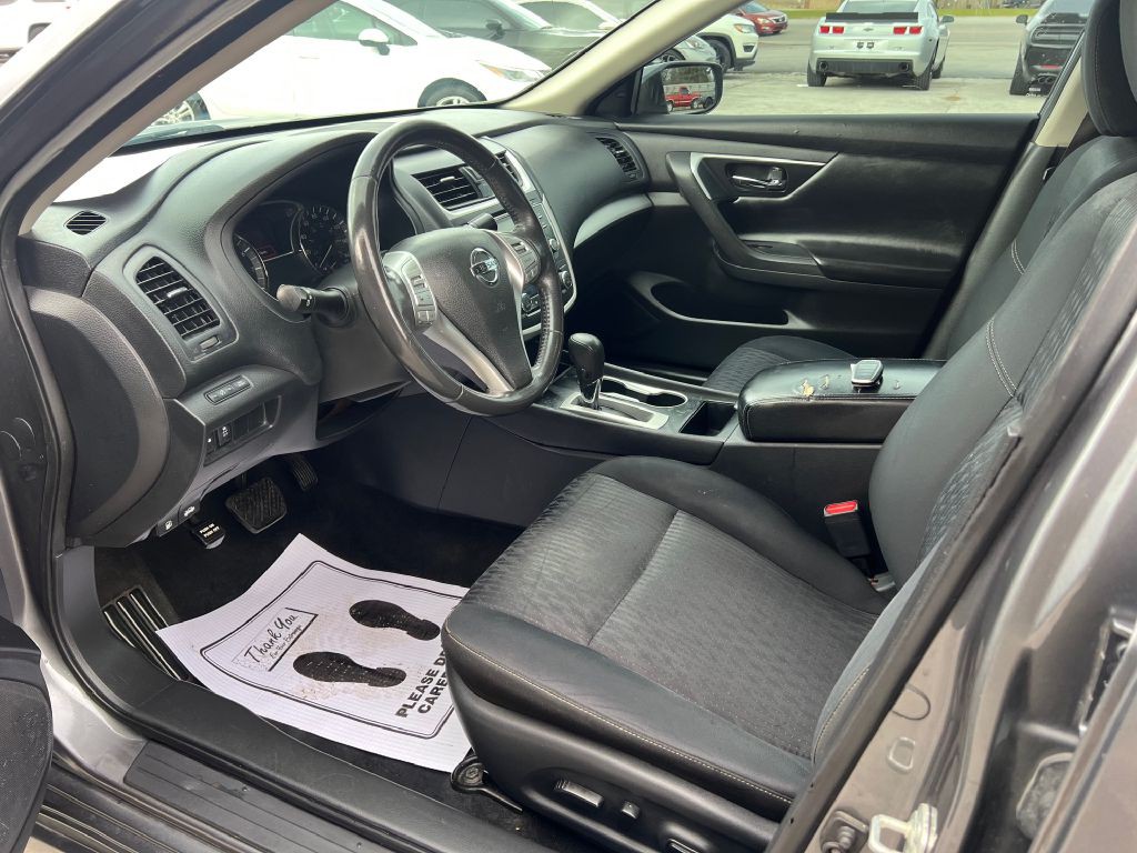 2017 Nissan Altima Image 6
