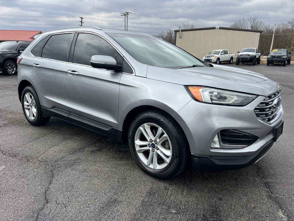 2020 Ford Edge Image 2
