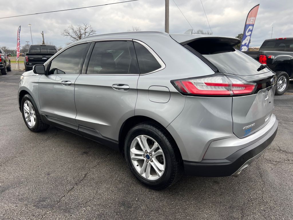 2020 Ford Edge Image 4