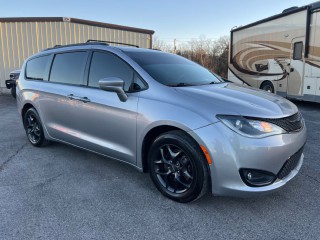 Image for 2018 Chrysler Pacifica Touring L ID: 7090650