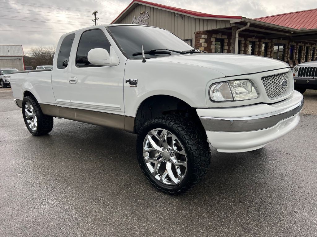 2002 Ford F-150 Image 2