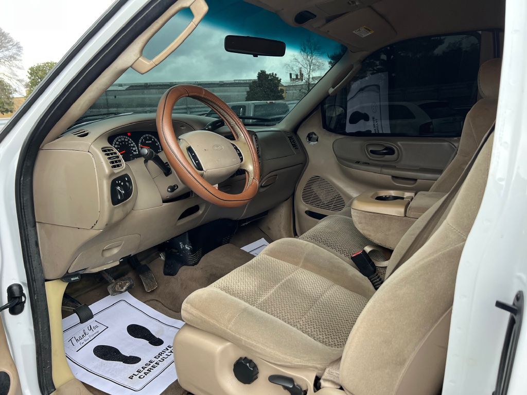 2002 Ford F-150 Image 5
