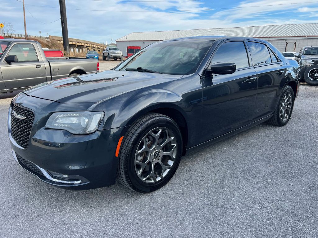 2016 Chrysler 300 Image 1