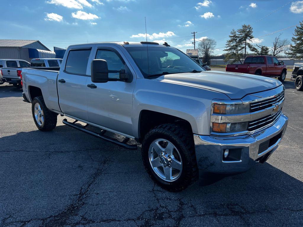 2015 Chevrolet Silverado 1500 Image 2