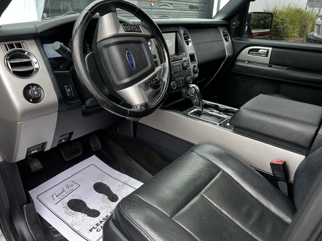 2017 Ford Expedition Image 6