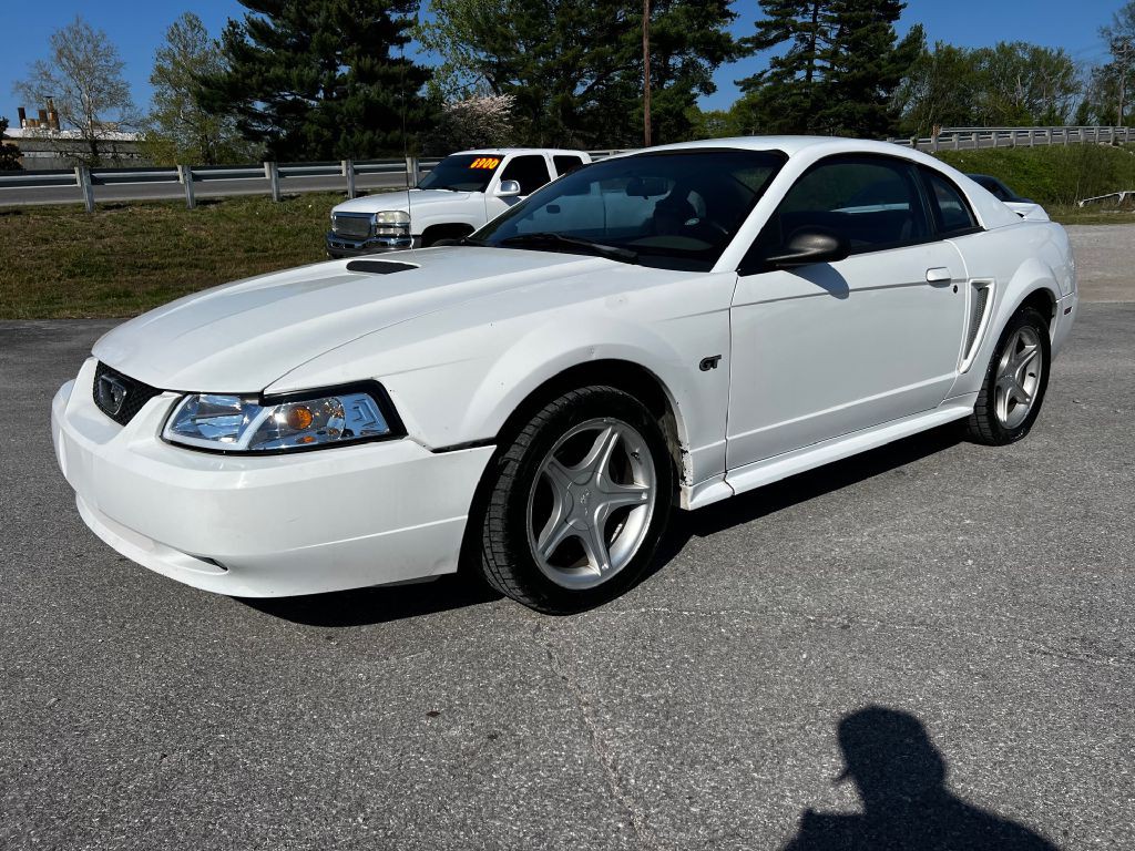 2000 Ford Mustang Image 1