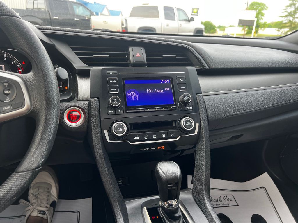 2018 Honda Civic Image 8
