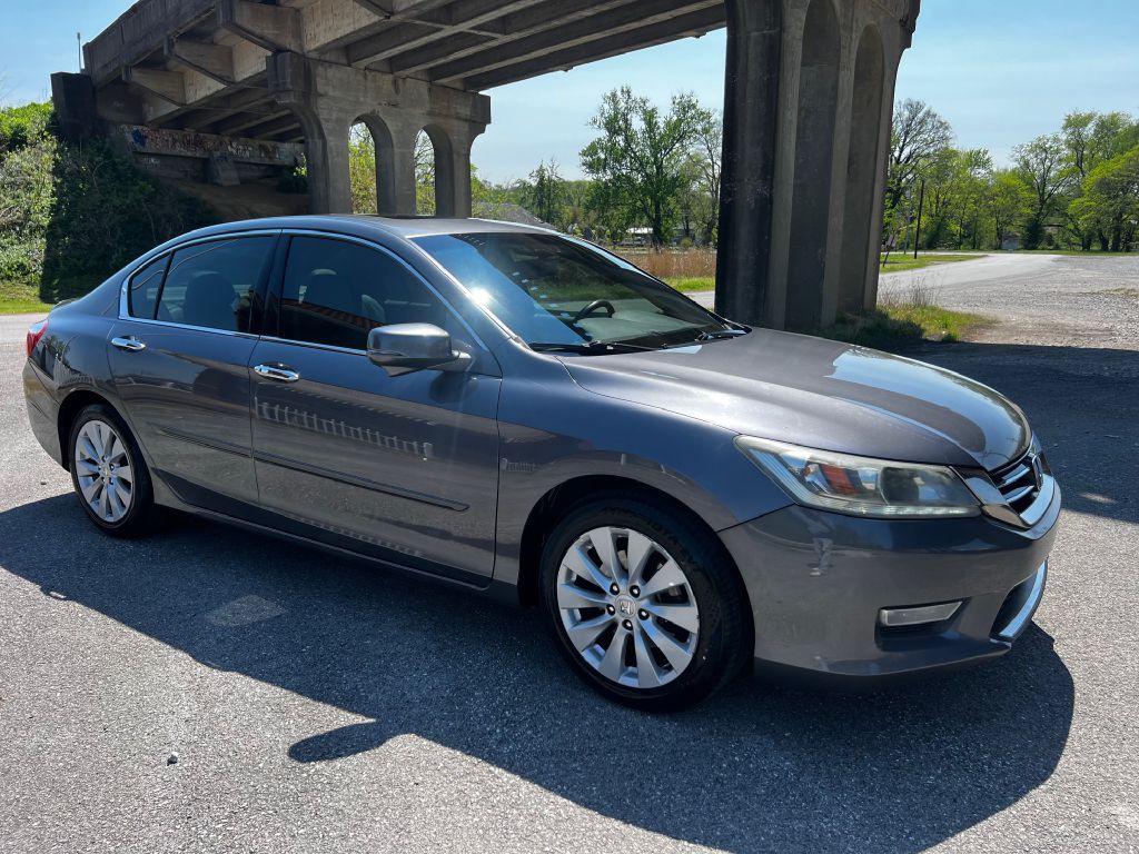 2013 Honda Accord Image 1