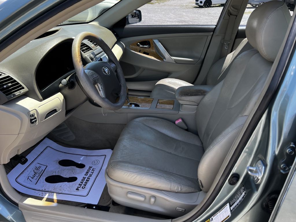 2007 Toyota Camry Image 6