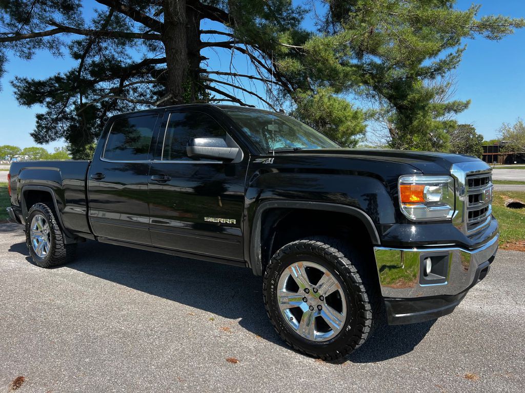 2014 GMC Sierra Image 2