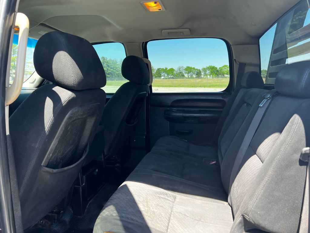 2011 Chevrolet Silverado 1500 Image 6