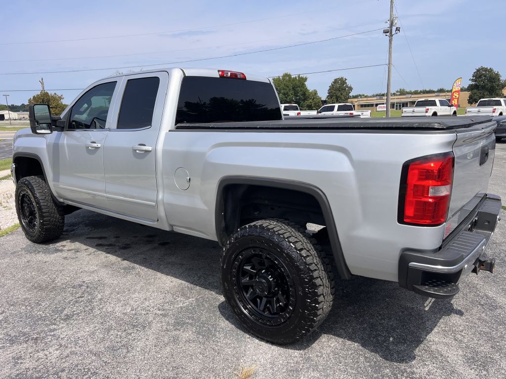 2015 GMC Sierra Image 4