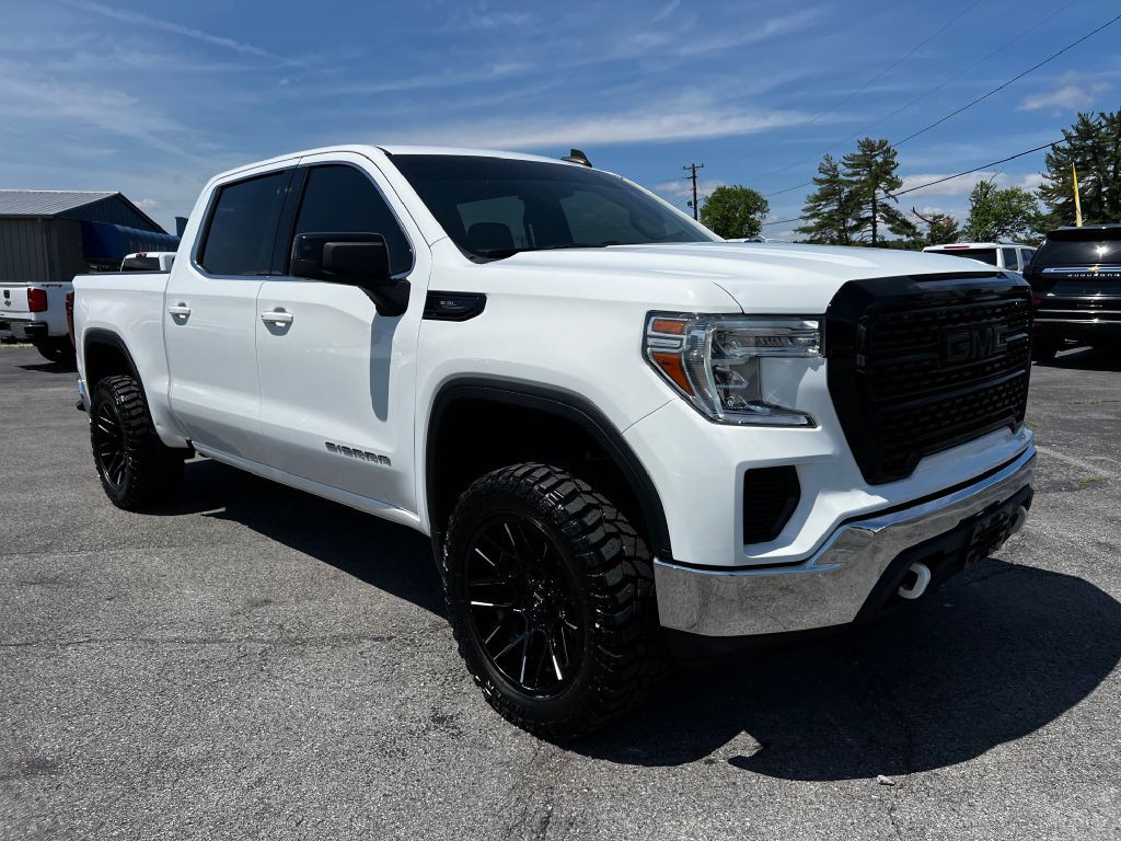 2021 GMC Sierra Image 2